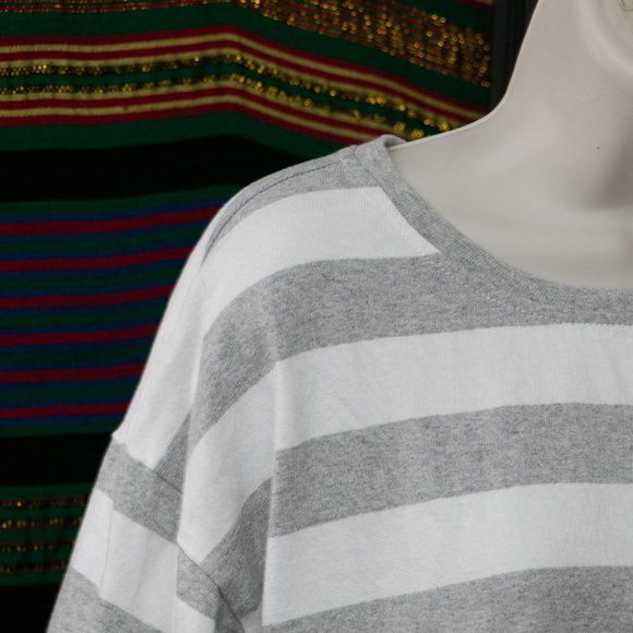 Grey and white stripped Top - Picture 4 of 9